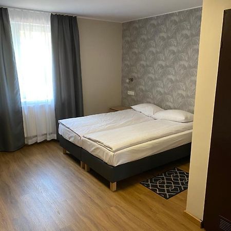 Gracja Bed & Breakfast Varşovia Exterior foto