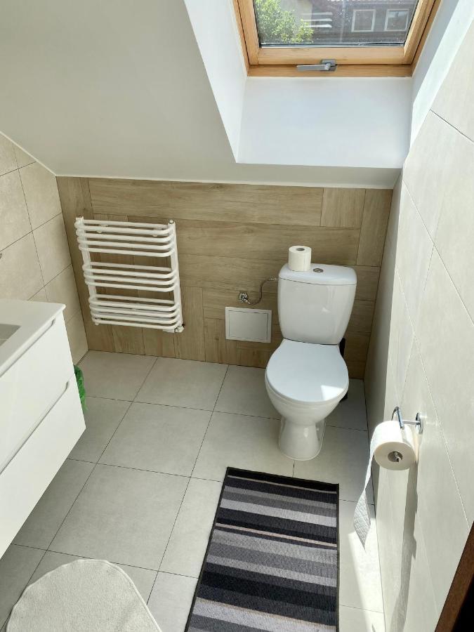 Gracja Bed & Breakfast Varşovia Exterior foto