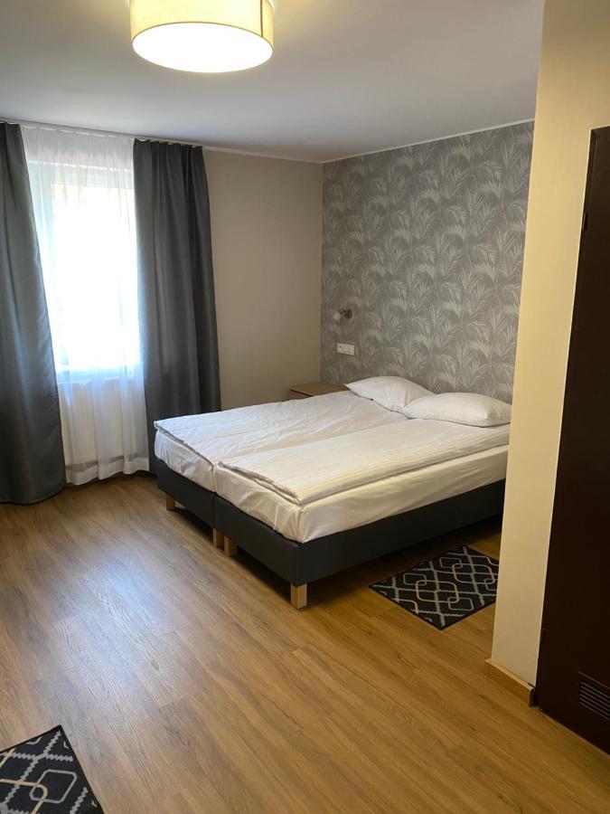Gracja Bed & Breakfast Varşovia Exterior foto